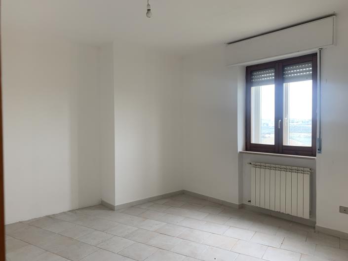 Image No.13-5 Bed Property for sale