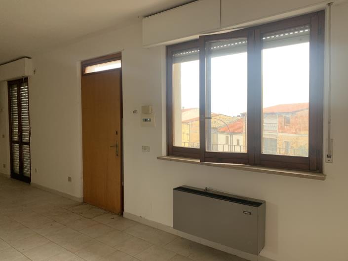 Image No.26-5 Bed Property for sale