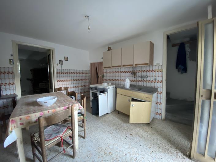 Image No.15-2 Bed Country House for sale