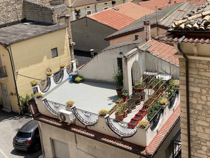 Image No.52-1 Bed Townhouse for sale