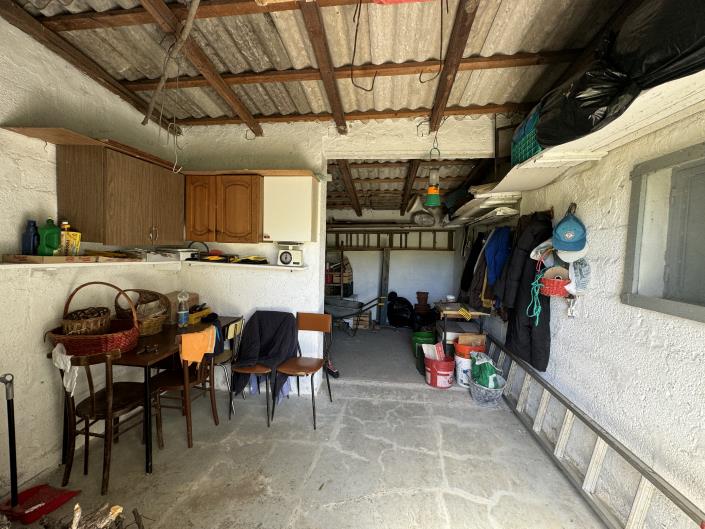 Image No.5-Studio for sale