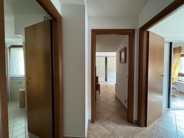 Image No.14-Appartement de 2 chambres à vendre