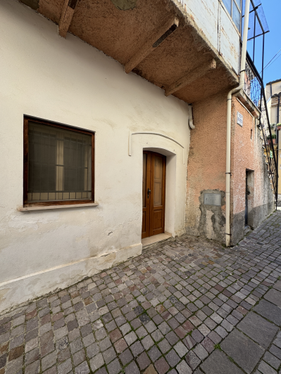 Image No.39-2 Bed Townhouse for sale