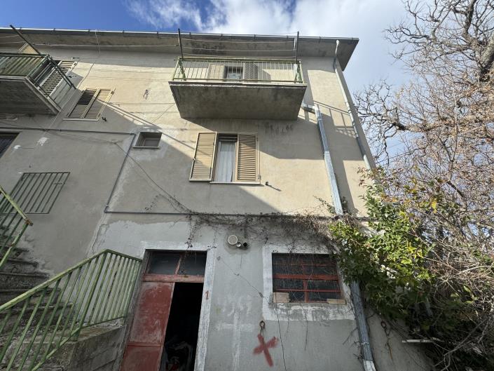 Image No.39-5 Bed Country House for sale