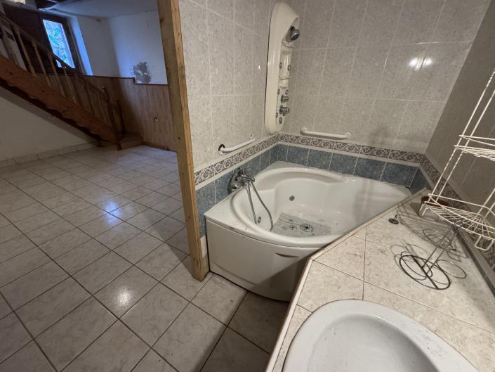 Image No.29-3 Bed Villa / Detached for sale