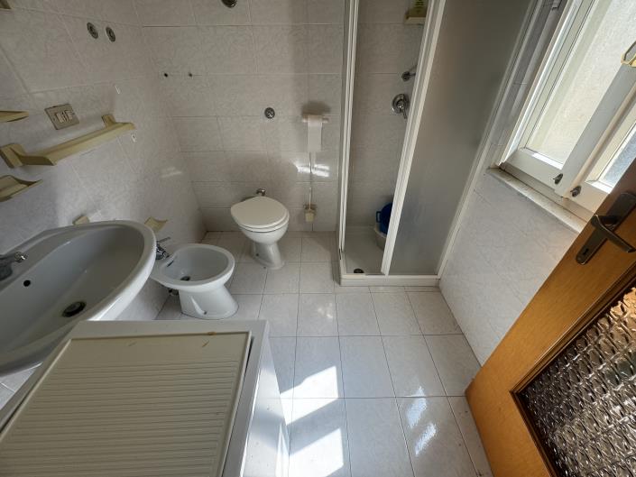Image No.26-3 Bed Townhouse for sale