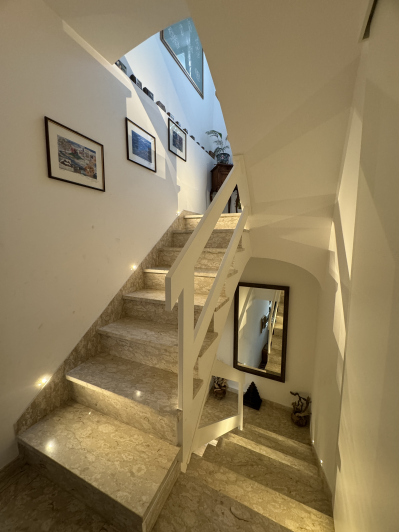 Image No.53-3 Bed Townhouse for sale
