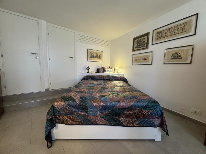 Image No.39-3 Bed Townhouse for sale
