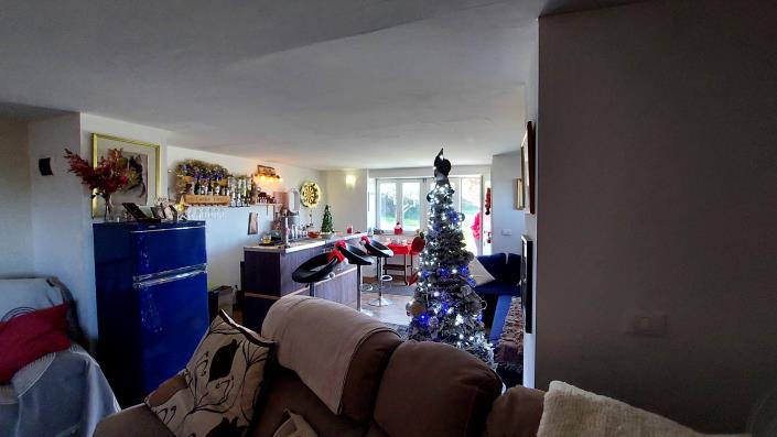Image No.39-3 Bed Farmhouse for sale