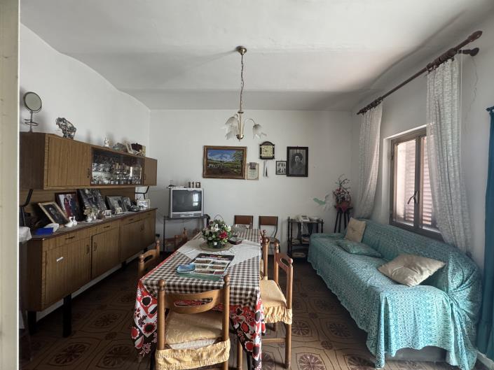 Image No.35-3 Bed Townhouse for sale