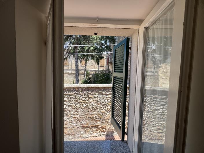 Image No.30-2 Bed Townhouse for sale