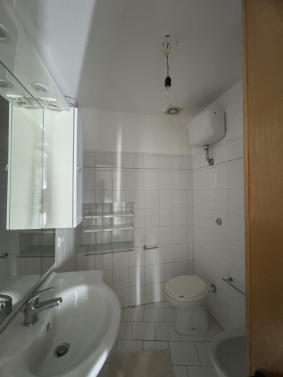Image No.27-2 Bed Townhouse for sale