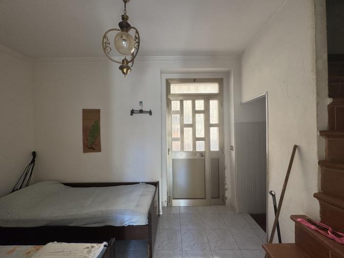 Image No.16-2 Bed Townhouse for sale