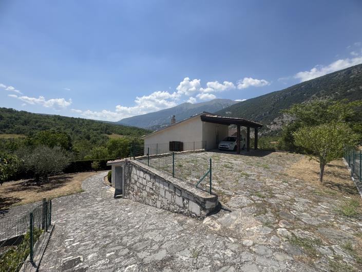Image No.39-2 Bed Villa / Detached for sale