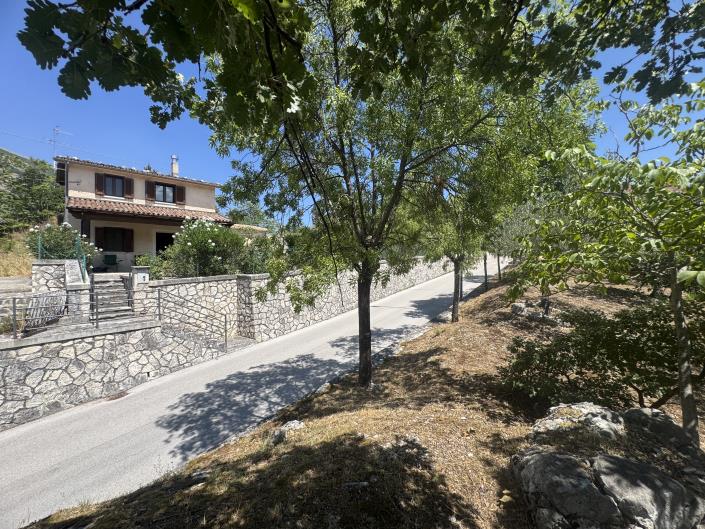 Image No.4-2 Bed Villa / Detached for sale