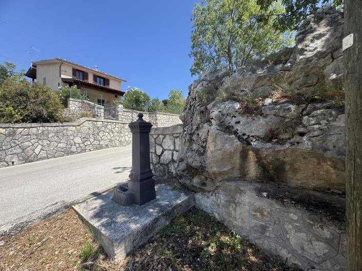 Image No.44-2 Bed Villa / Detached for sale