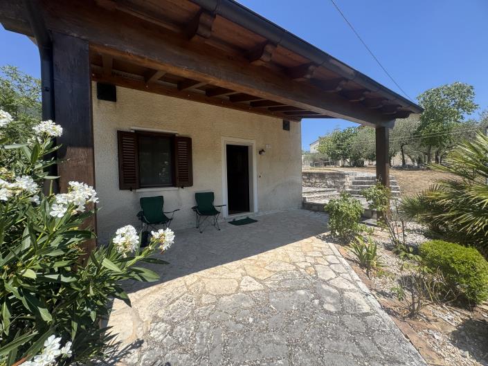 Image No.58-2 Bed Villa / Detached for sale