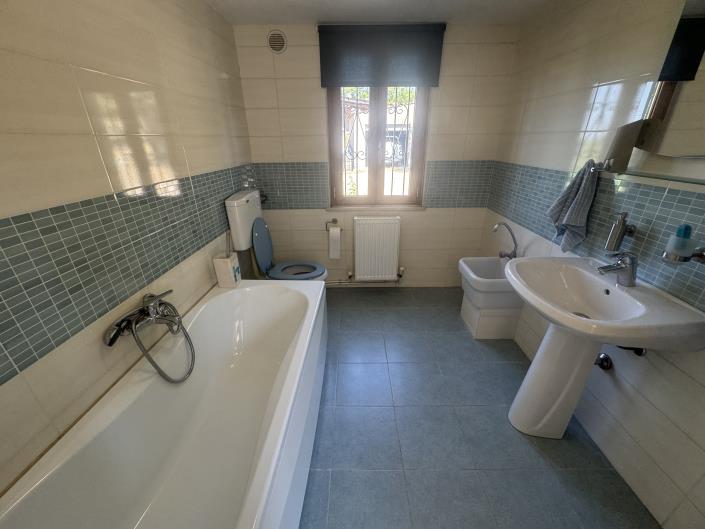 Image No.13-5 Bed Villa / Detached for sale