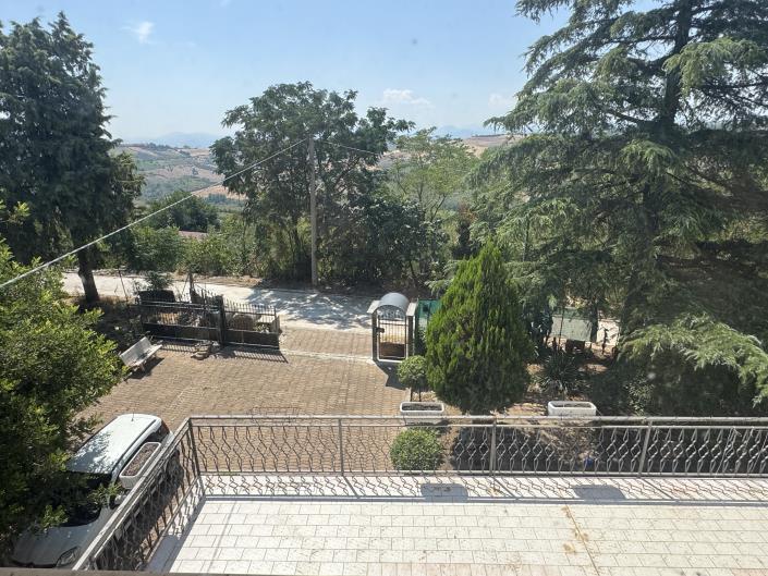 Image No.17-5 Bed Villa / Detached for sale