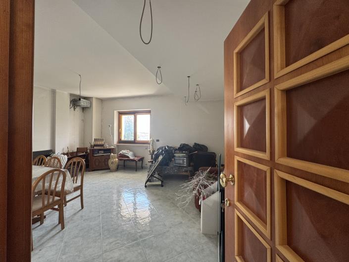 Image No.24-5 Bed Villa / Detached for sale