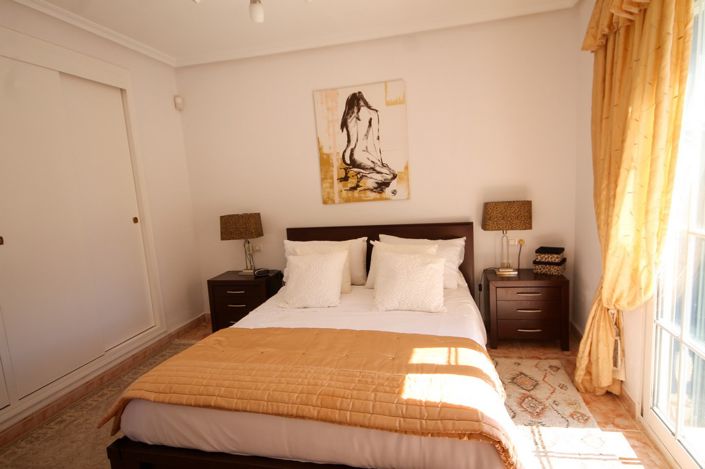 Image No.27-3 Bed Villa for sale