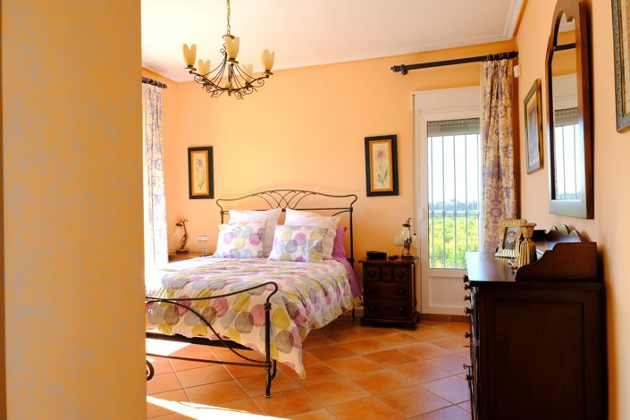 Image No.35-5 Bed Finca for sale