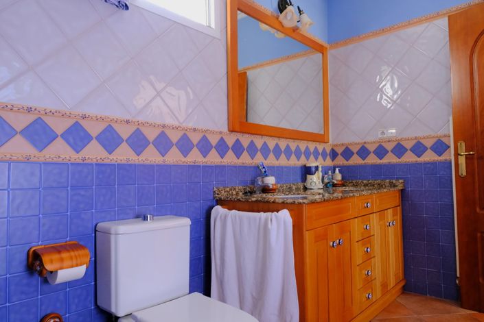 Image No.41-5 Bed Finca for sale