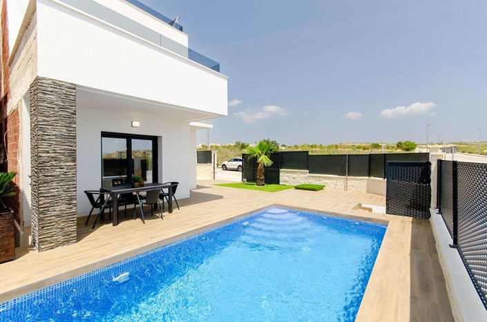 Image No.3-3 Bed Villa for sale