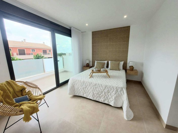 Image No.15-3 Bed Villa for sale