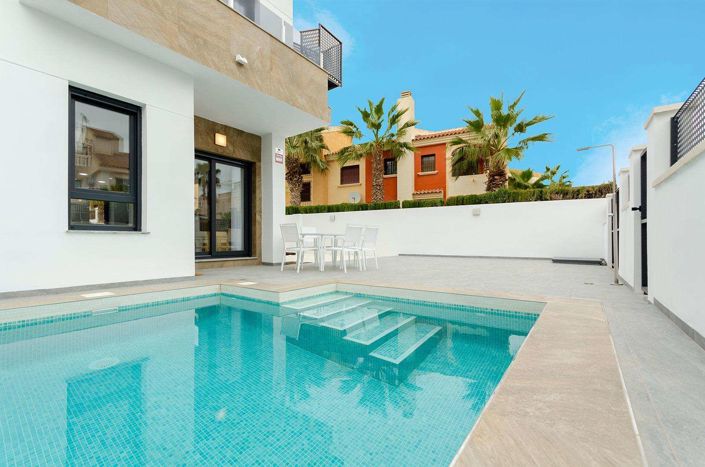 Image No.41-3 Bed Villa for sale