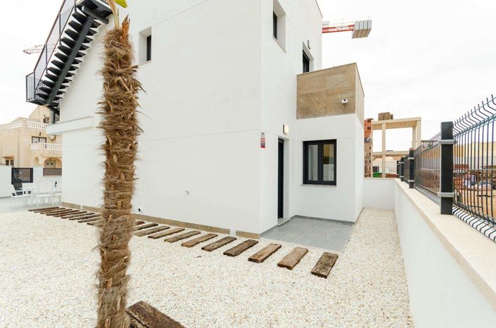 Image No.43-3 Bed Villa for sale