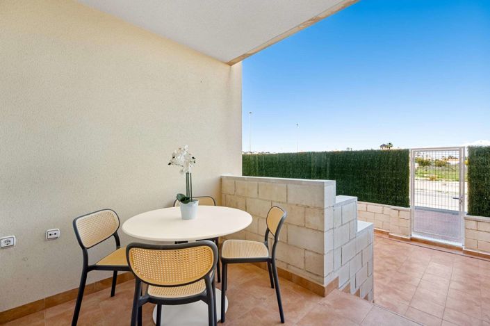 Image No.28-2 Bed Apartment for sale