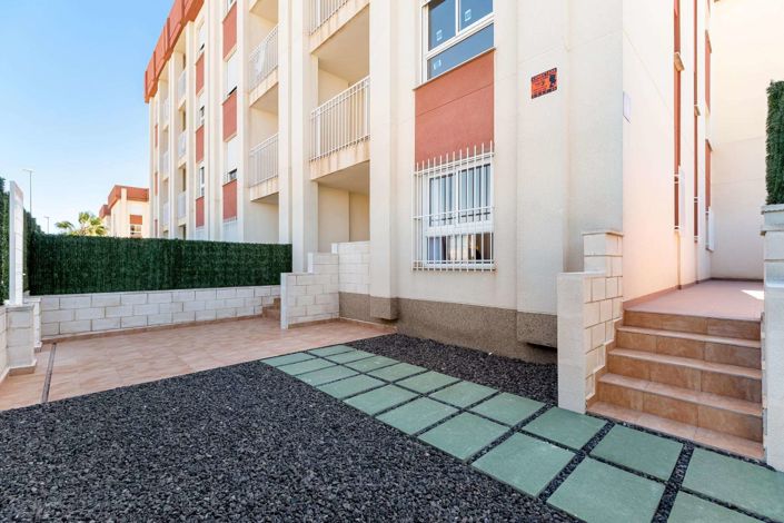 Image No.31-2 Bed Apartment for sale