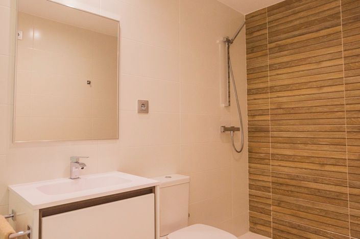 Image No.20-2 Bed Apartment for sale