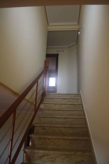 Image No.19-2 Bed Townhouse for sale