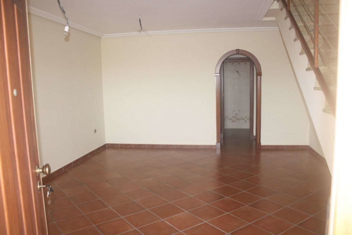 Image No.4-2 Bed Townhouse for sale