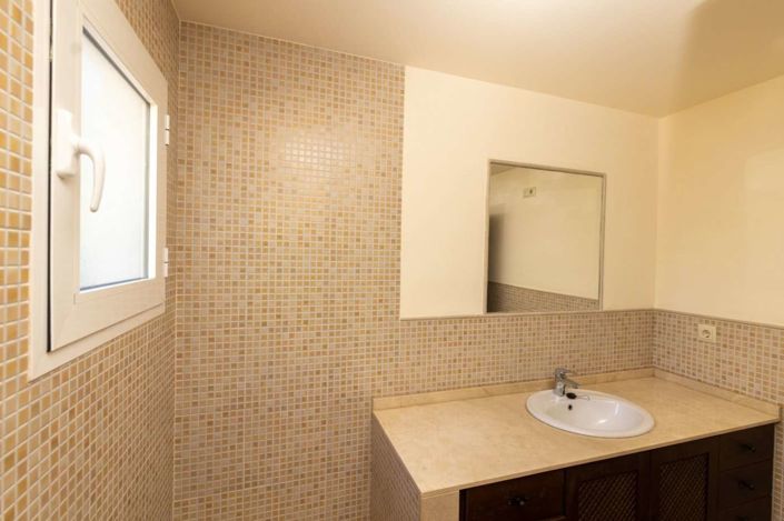 Image No.31-3 Bed Villa for sale