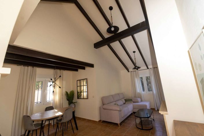 Image No.7-3 Bed Villa for sale