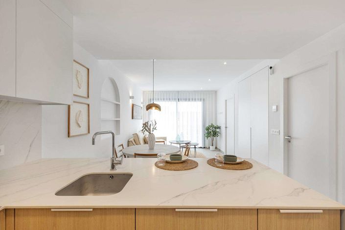 Image No.40-2 Bed Apartment for sale