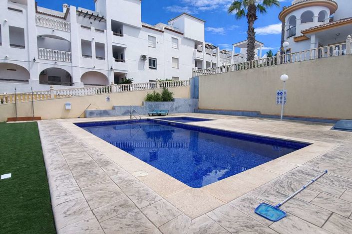 Image No.25-2 Bed Apartment for sale