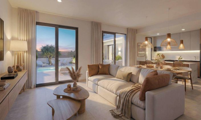 Image No.4-3 Bed Villa for sale