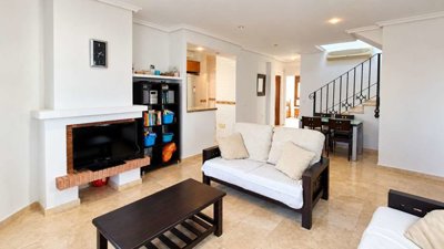 14644rare4bedroomsemidetachedvillawithlargega
