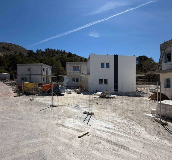 Image No.15-3 Bed Villa for sale