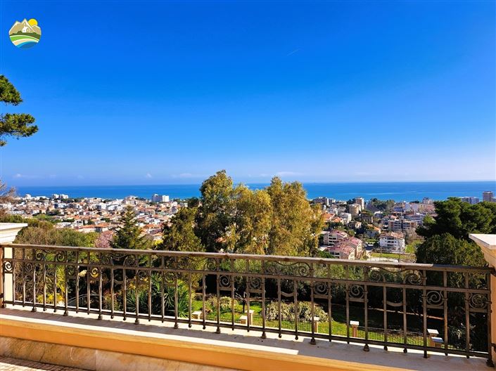 Image No.28-10 Bed Villa for sale