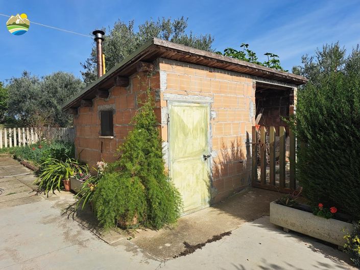 Image No.35-3 Bed Country House for sale