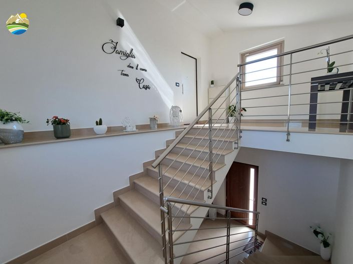 Image No.13-3 Bed Villa for sale