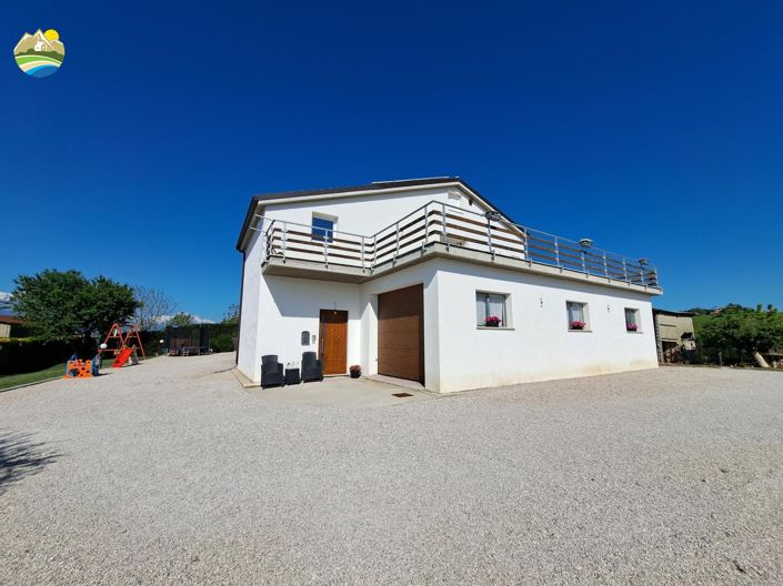 Image No.7-3 Bed Villa for sale