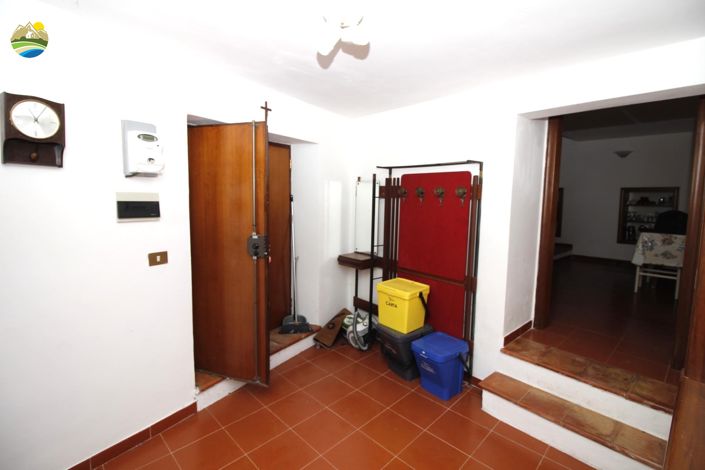Image No.4-Maison de campagne de 2 chambres à vendre à Farindola