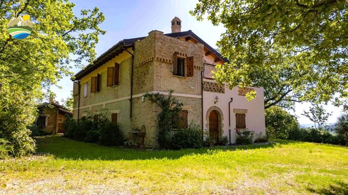 Image No.5-3 Bed Country House for sale
