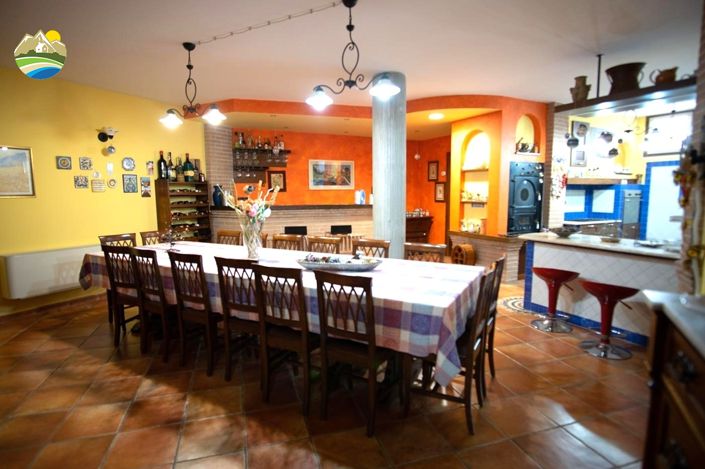 Image No.19-4 Bed Villa for sale